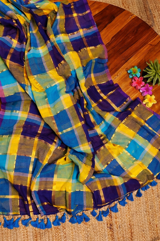 Zari with Plaid Design Mul Cotton Saree