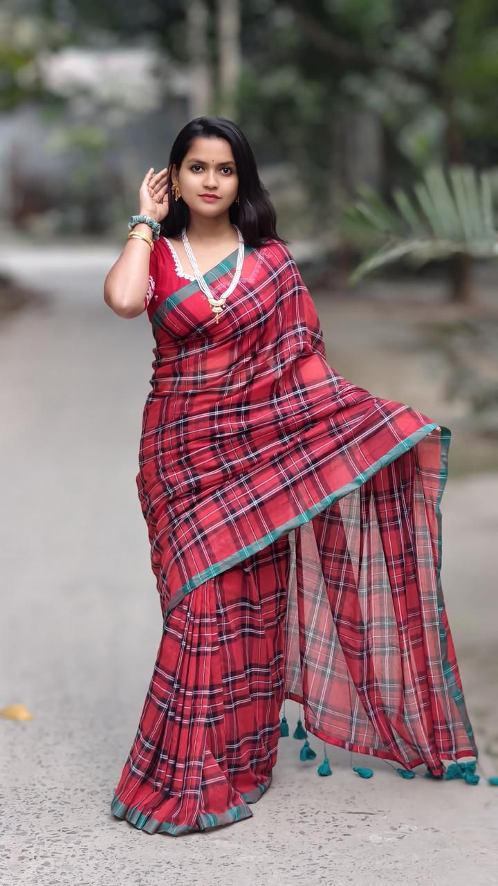 Red & Black Checkered Mul Cotton Saree