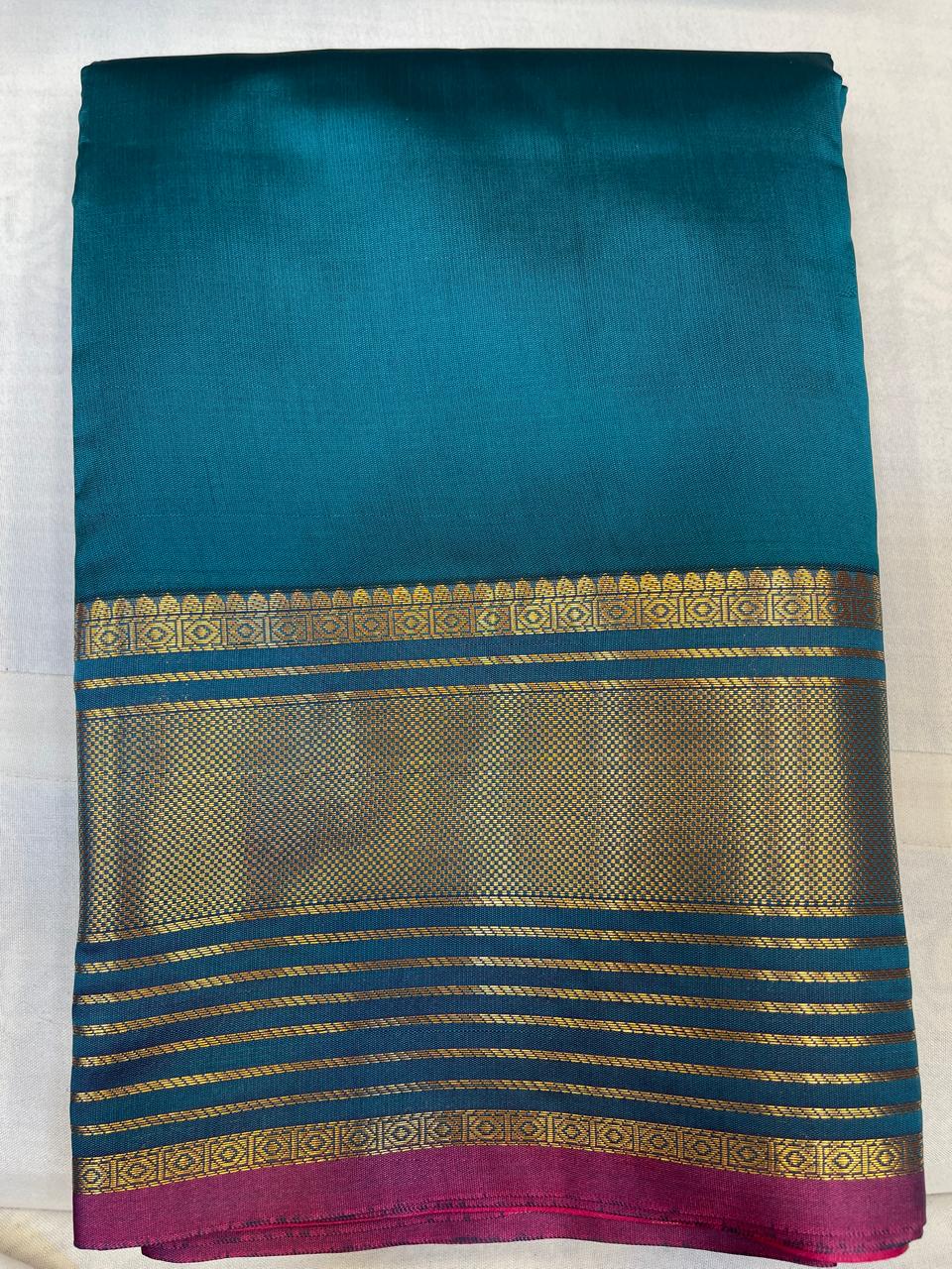 Semi Kanchi Saree with Contrast Pallu and Blouse