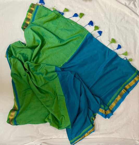 Dual-Shaded Mul Cotton Saree with Zari Border & Tassel Pallu