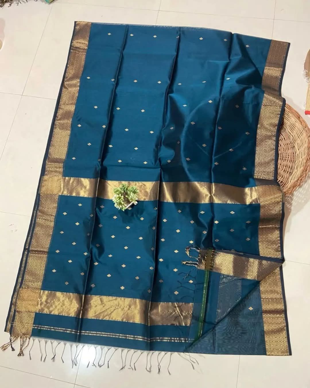 Celebrity-Inspired Maheshwari Saree